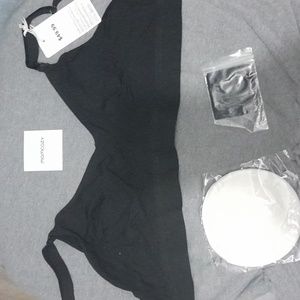 New in bag Breastfeed 🤱 bra